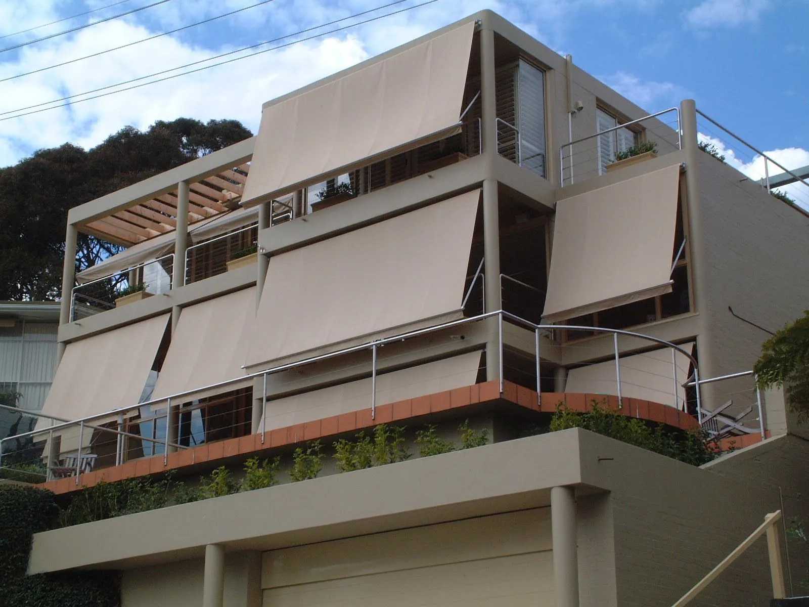 motorised_outdoor blinds_adelaide_stan bond