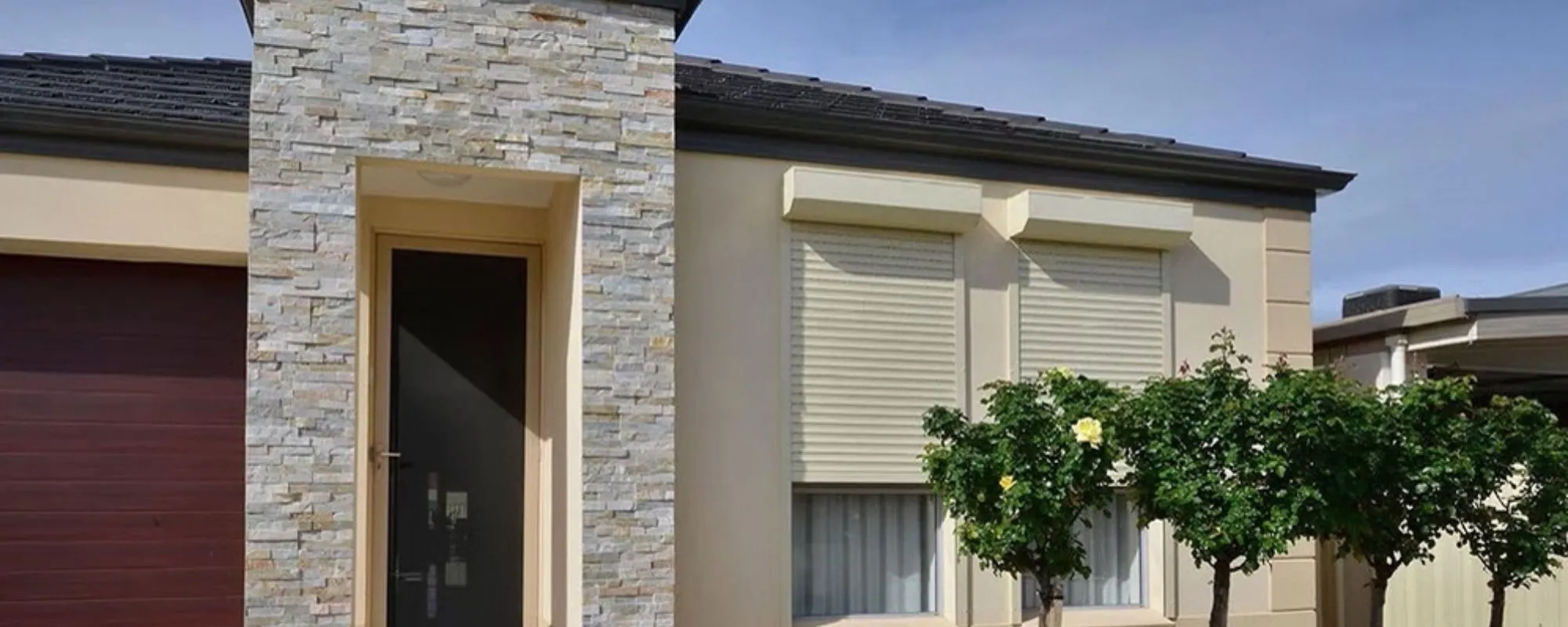cafe zip roll up_outdoor blinds_adelaide_stan bond